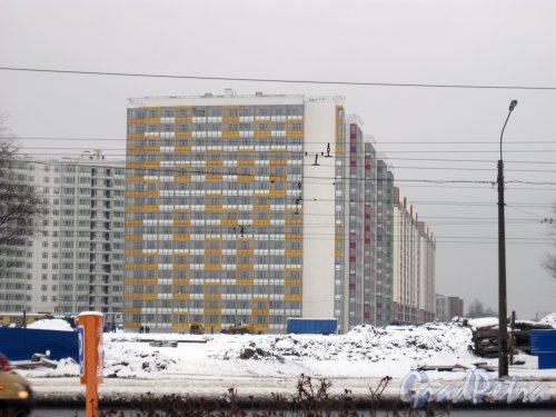 Союзный пр., дом 4. Общий вид с ул. Коллонтай. Фото 28 января 2015 г.
