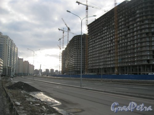 Пр. Героев. Вид с Ленинского пр. в сторону ул. Маршала Захарова. Фото 22 февраля 2015 г.