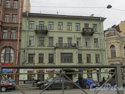 Лиговский проспект, дом 51. Фасад здания по Лиговскому проспекту. Фото 30 марта 2015 года.