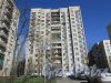 проспект Космонавтов, дом 88, литера А. Общий вид жилого дома со стороны проспекта Космонавтов. Фото 16 апреля 2016 года.
