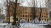 Нарвский проспект, дом 4-6. Школа. Вид здания со двора. Фото 16 декабря 2017 года.