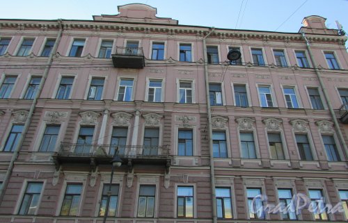 Лиговский проспект, дом 21 / улица Жуковского, дом 63. Фрагмент фасада здания со стороны Лиговского проспекта. Фото 16 апреля 2016 года.