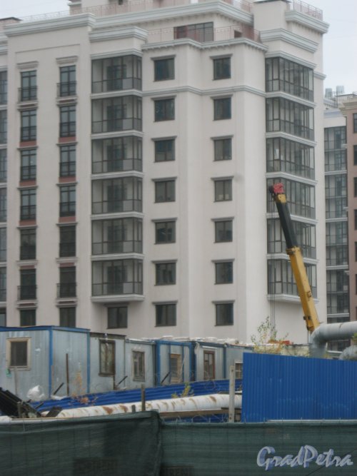 Строительство одного из зданий жилого комплекса «Московский квартал». Фото 21 октября 2016 г.