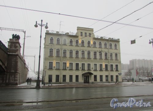 Московский проспект, дом 133, литера А. Фасад здания. Фото 4 февраля 2017 года.