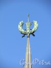 Московский проспект, дом 190, литера А. Флюгер шпиля в виде «Венка Славы». Фото 21 апреля 2019 года.
