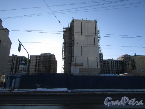Лиговский проспект, дом 232. Вид на строительство ЖК «Второй Квартал» со стороны Расстанной улицы. Фото 6 февраля 2020 года.