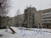 Лен. обл., г. Кириши, пр. Ленина, дом 28. Фасад жилого дома со стороны парадных. Фото 24 февраля 2024 года.