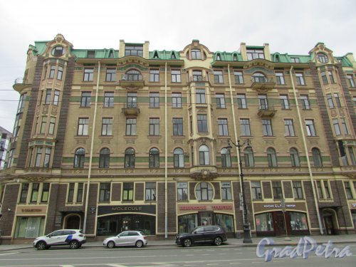 Невский проспект, дом 147, литера А. Фасад со стороны Невского проспекта. Фото 7 мая 2020 г.