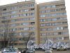 Петергофское шоссе, дом 7, корпус 1. Фрагмент фасада здания со стороны ул. Десантников. Фото март 2014 г.