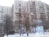 Пулковское шоссе, дом 13, корпус 1. Вид из проезжающего мимо автобуса. Фото 15 марта 2014 г.