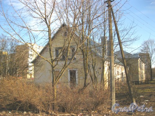 Г. Красное Село, Гатчинское шоссе, дом 7а. Общий вид. Фото 8 апреля 2014 г.