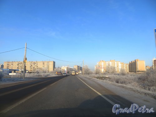 Гатчинское шоссе на въезде в город Красное Село со стороны поселка Вилози. Фото 20 ноября 2014 года.
