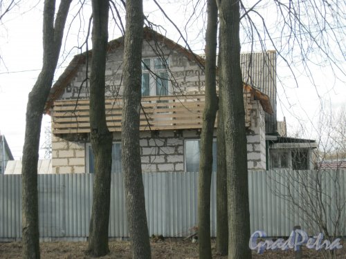 Пос. Горелово, Красносельское шоссе, дом 23. Общий вид. Фото 6 марта 2015 г.