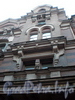 Ул. Чехова, д. 6. Особняк А. С. Суворина. Фрагмент фасада здания. Фото октябрь 2009 г.
