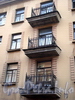Ул. Чехова, д. 12-16. Фрагмент фасада здания. Фото октябрь 2009 г.