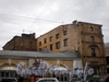 Садовая ул., д. 19 / ул. Ломоносова, д. 1. Фрагмент фасада здания. Вид от Садовой улицы. Фото март 2010 г. 