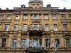 Ул. Ломоносова, д. 18. Бывший доходный дом. Фрагмент фасада здания. Фото март 2010 г.