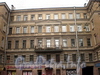 Ул. Ломоносова, д. 20. Бывший доходный дом. Фрагмент фасада здания. Фото март 2010 г.