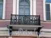 Фурштатская ул., д. 37. Решетка балкона. Март 2009 г.