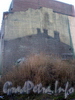 Ул. Черняховского, д. 56. Бывший доходный дом. Вид аварийного здания с торца. Фото октябрь 2009 г.