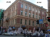 Гороховая ул., д. 14 (левая часть) / Бол. Морская ул., д. 26. Доходный дом А. С. Воронина. Общий вид здания. Фото июнь 2004 г.