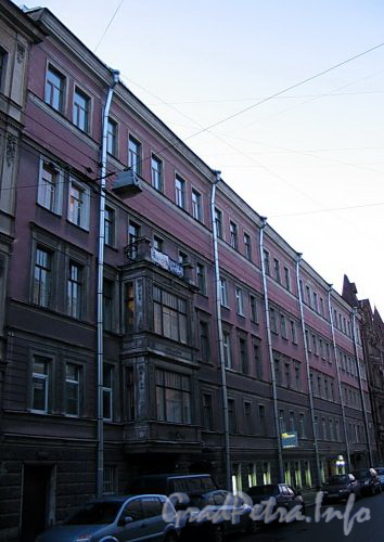 Ул. Чехова, д. 4. Бывший доходный дом. Фасад здания. Фото октябрь 2009 г.