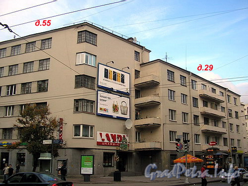 Фасад здания по ул. Профессора Попова.