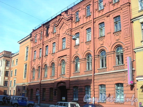 Ул. Чехова, д. 13. Общий вид здания. Фото август 2006 г.