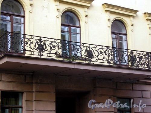 Решетка балкона.