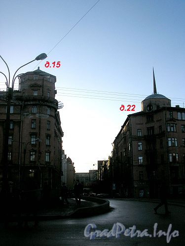 Вид на улицу Вс. Вишневского от Карповского моста
