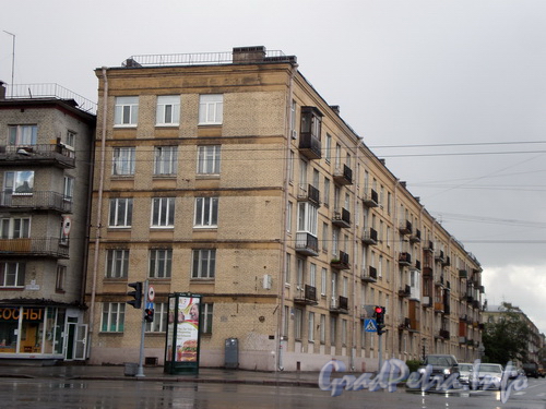 Варшавская ул., д. 22. Общий вид здания. Фото 2008 г.