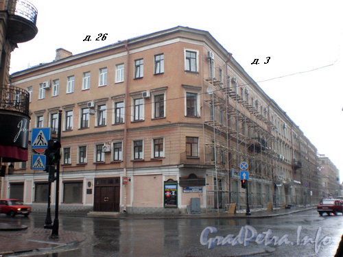 Гончарная улица, дом 24 / Полтавская улица, до 3. Угловая часть здания.