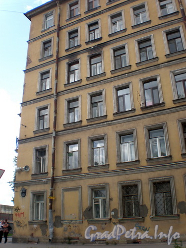 Тележная ул., д. 31, фрагмент фасада здания. Фото 2008 г.