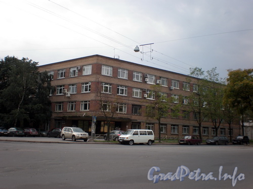 Ул. Бабушкина, д. 1, фасад по Большому Смоленскому проспекту Фото 2008 г.