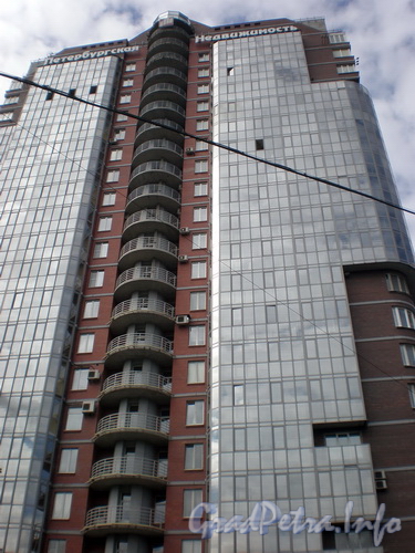 Варшавская ул., д. 61 к. 1, общий вид здания. Фото 2008 г.