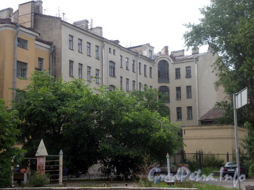 Мытнинская ул., д. 30, вид со двора. Фото 2008 г.