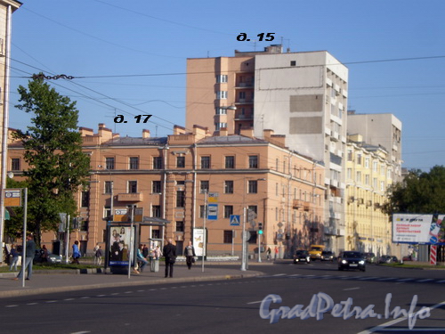 Наличная ул., дома 17 и 15, общий вид зданий. Фото 2008 г.