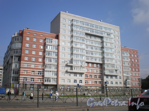 Народная ул., д. 68 к. 1, общий вид здания. Фото 2008 г.