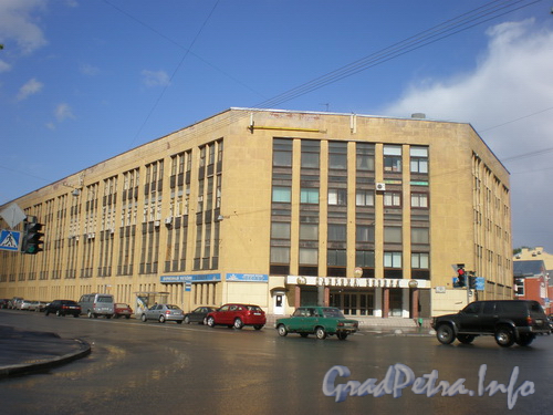 Новгородская ул., д. 17, общий вид здания. Фото 2008 г.