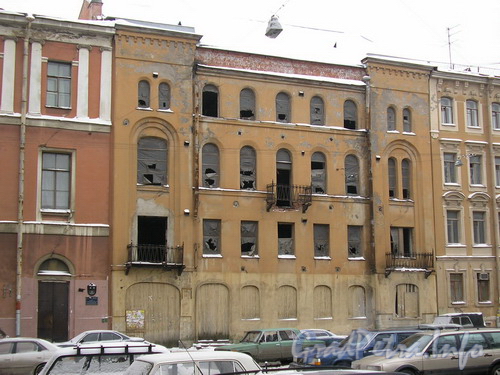 Ул. Рылеева д. 7, общий вид здания. Фото 2005 г.