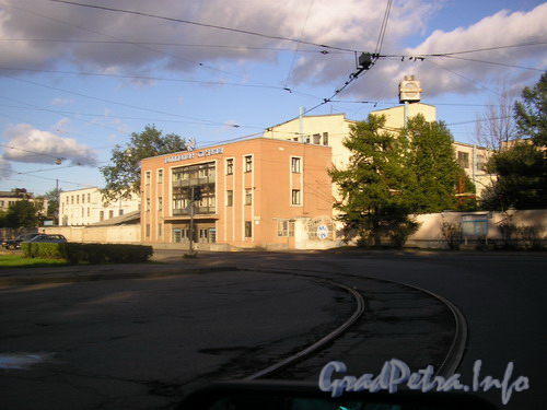 Ул. Самойловой д. 5, общий вид здания. Фото 2006 г.