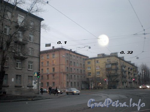 ул. Маршала Говорова, д. 32 и улица Трефолева,  д. 1 Фото 2009 г.