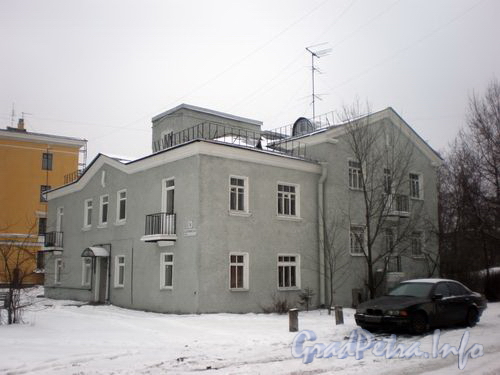 Касимовская ул., д. 8. Общий вид здания. Январь 2009 г.