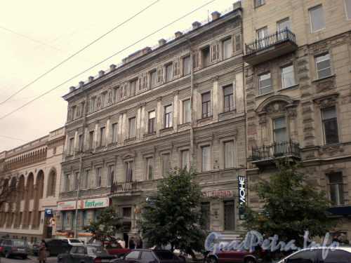 Ул. Чайковского, д. 34. Фасад здания. Сентябрь 2008 г.