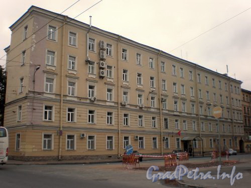 Ярославская ул., д. 4 (левый корпус). Общий вид. Фото сентябрь 2008 г.