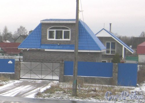 Красное Село (Горелово), ул. Заречная, дом 3. Одно из зданий на территории. Фото 4 января 2014 г.