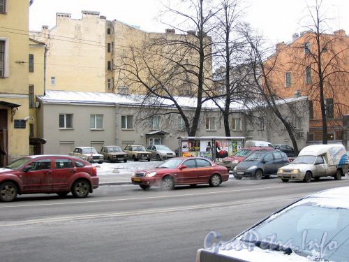 Ул. Кирочная, д. 53 (правая часть). Общий вид здания. Фото март 2009 г.