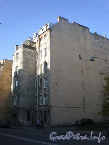 Пионерская ул., д. 43. Общий вид здания. Октябрь 2008 г.