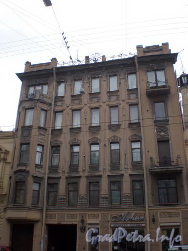 Ул. Чайковского, д. 51. Фасад здания. Сентябрь 2008 г.