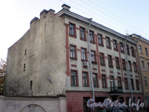 Днепропетровская ул., д. 35. Общий вид здания. Октябрь 2008 г.